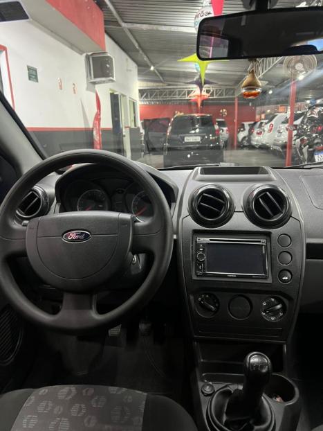 FORD Fiesta Hatch 1.0 4P FLEX, Foto 2