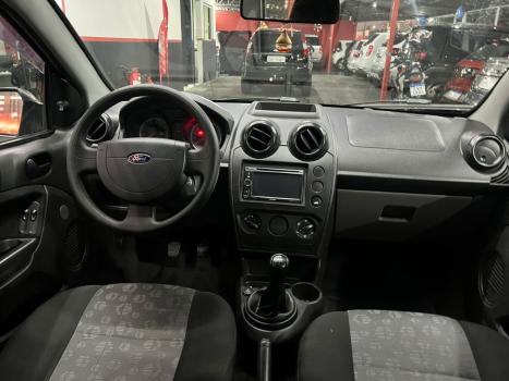 FORD Fiesta Hatch 1.0 4P FLEX, Foto 4