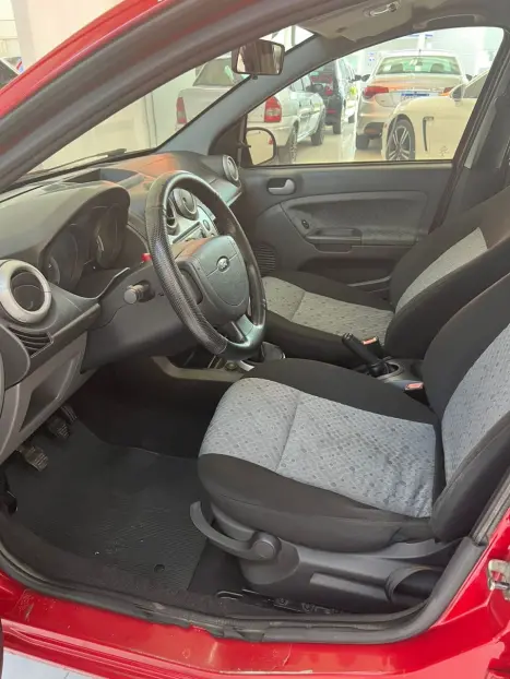 FORD Fiesta Hatch 1.6 4P FLEX, Foto 10