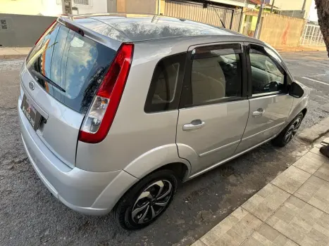FORD Fiesta Hatch 1.0 4P CLASS, Foto 2