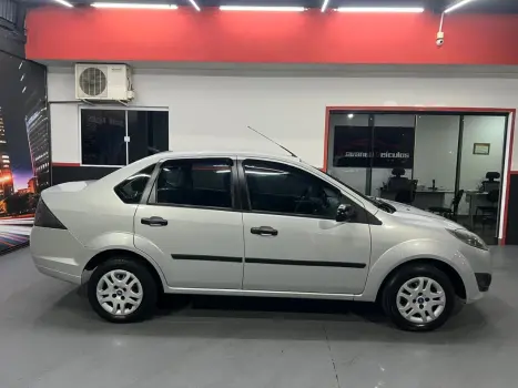FORD Fiesta Sedan 1.0 4P FLEX, Foto 4