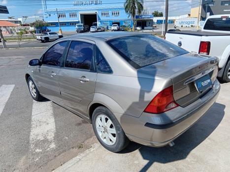 FORD Focus Sedan 1.6 4P GLX FLEX, Foto 4