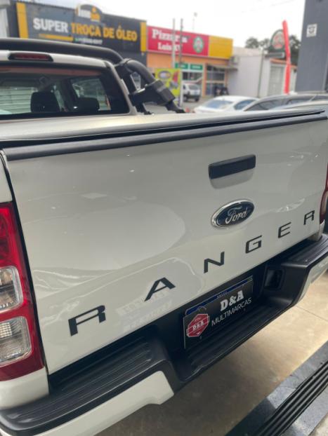 FORD Ranger 2.2 16V XLS DIESEL 4X4 CABINE DUPLA, Foto 8