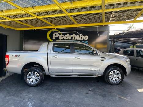 FORD Ranger 3.2 20V CABINE DUPLA 4X4 LIMITED TURBO DIESEL AUTOMTICO, Foto 3