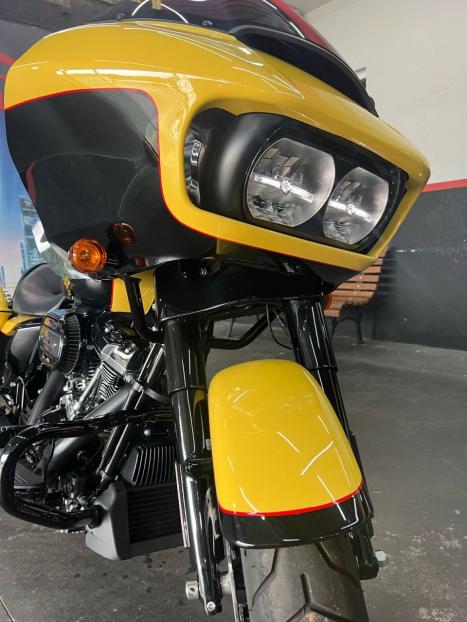 HARLEY DAVIDSON Road Glide Limited FLTRK 1800, Foto 4