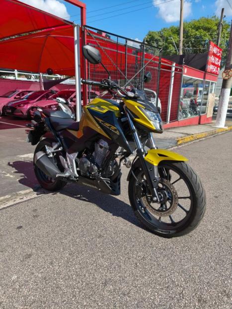 HONDA CB 300 F Twister FLEX ABS, Foto 3
