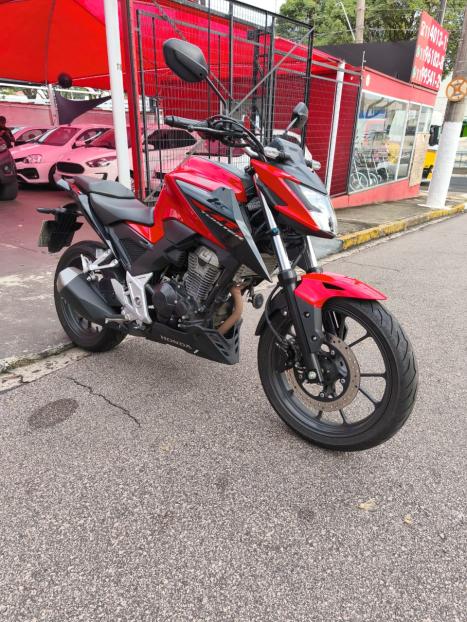 HONDA CB 300 F Twister FLEX ABS, Foto 2