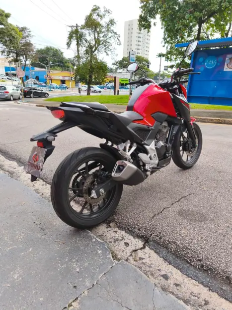 HONDA CB 300 F Twister FLEX ABS, Foto 6