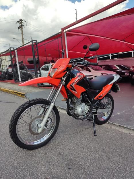 HONDA NXR Bros 150 ESD, Foto 2