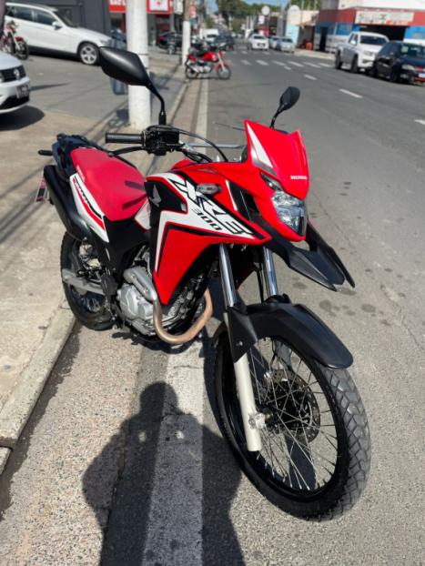 HONDA XRE 300 RALLY ABS, Foto 1