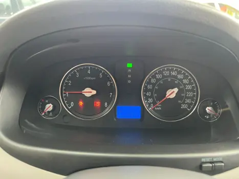 HYUNDAI Azera 3.3 V6 24V GLS AUTOMTICO, Foto 8