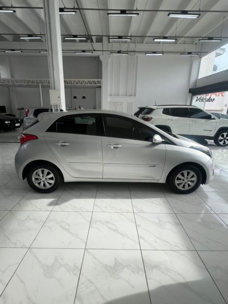 HYUNDAI HB 20 Hatch 1.6 16V 4P FLEX COMFORT PLUS, Foto 3