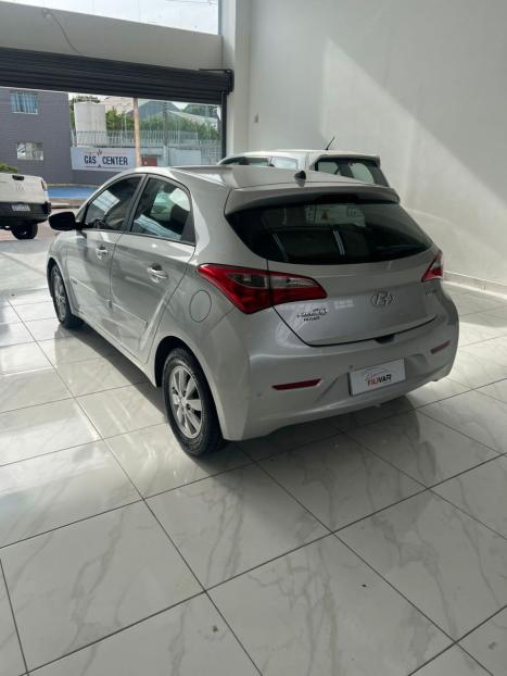 HYUNDAI HB 20 Hatch 1.6 16V 4P FLEX COMFORT PLUS, Foto 6