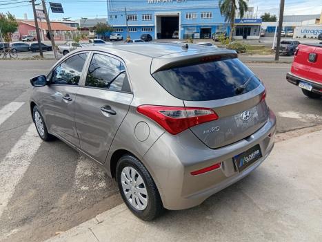 HYUNDAI HB 20 Hatch 1.0 12V 4P FLEX COMFORT PLUS, Foto 4