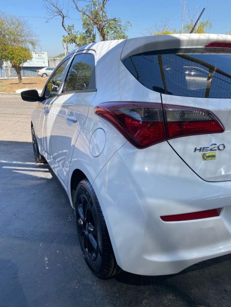 HYUNDAI HB 20 Hatch 1.0 12V 4P FLEX UNIQUE, Foto 12