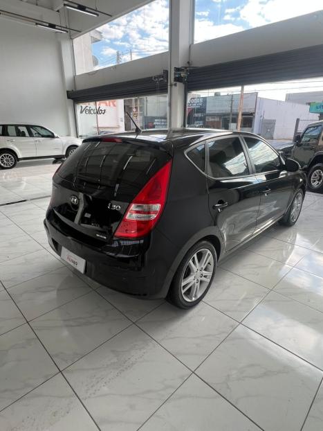 HYUNDAI I30 2.0 16V 4P, Foto 4