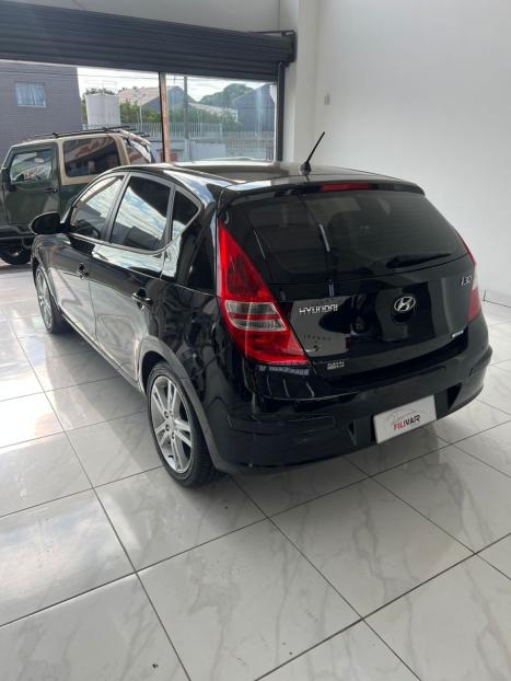 HYUNDAI I30 2.0 16V 4P, Foto 6