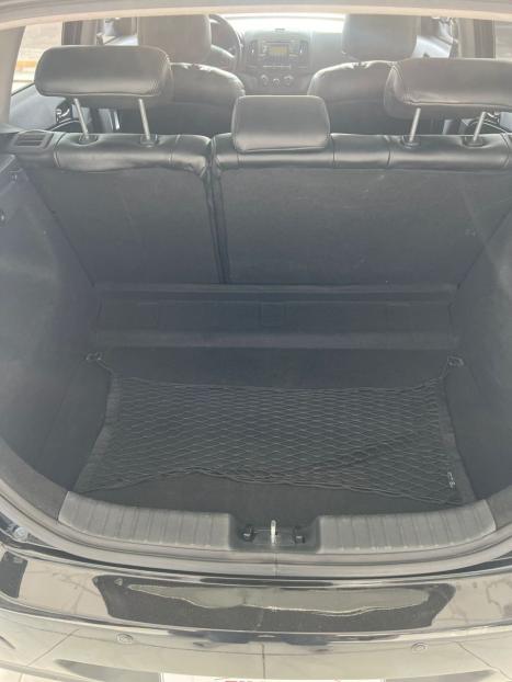 HYUNDAI I30 2.0 16V 4P, Foto 10