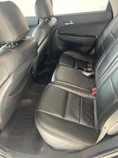 HYUNDAI I30 2.0 16V 4P, Foto 13