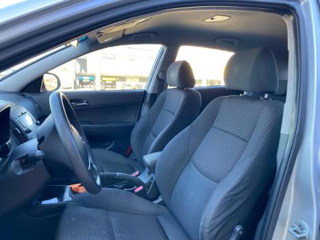 HYUNDAI I30 2.0 16V 4P GLS, Foto 7