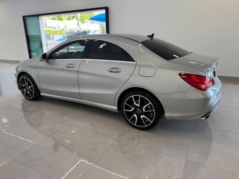 MERCEDES-BENZ CLA 200 1.6 16V 4P URBAN AUTOMTICO, Foto 4