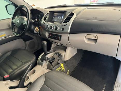 MITSUBISHI L 200 3.5 24V FLEX HPE 4X4  CABINE DUPLA AUTOMTICO, Foto 7