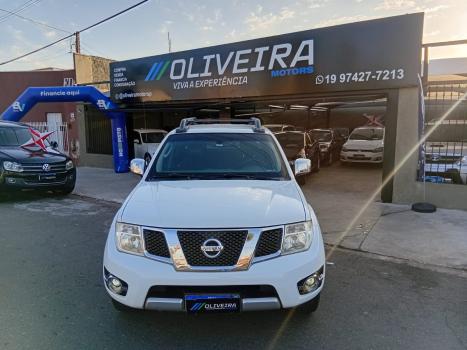 NISSAN Frontier 2.5 SL 4X4 TURBO DIESEL CABINE DUPLA AUTOMTICO, Foto 2