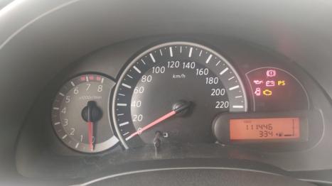NISSAN March 1.6 16V 4P S FLEX, Foto 7