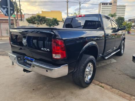 RAM 2500 6.7 I6 24V SLT CABINE DUPLA TURBO DIESEL LARAMIE 4X4 AUTOMTICO, Foto 14