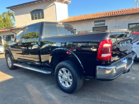 RAM 3500 6.7 I6 LARAMIE CABINE DUPLA TURBO DIESEL AUTOMTICO, Foto 6