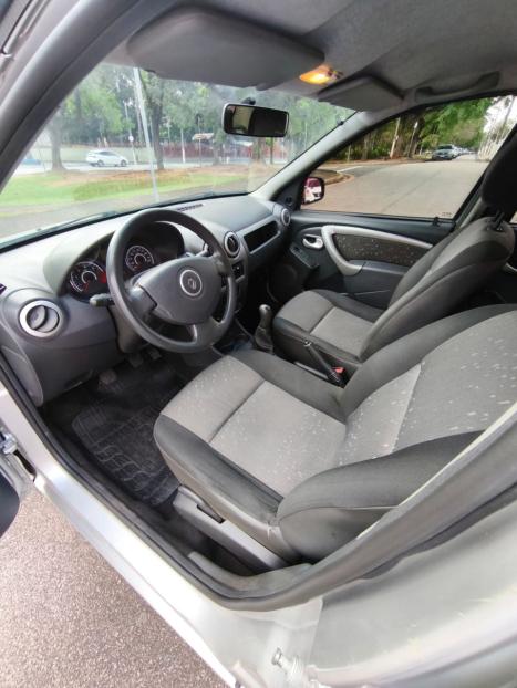 RENAULT Logan 1.6 16V 4P FLEX EXPRESSION, Foto 6