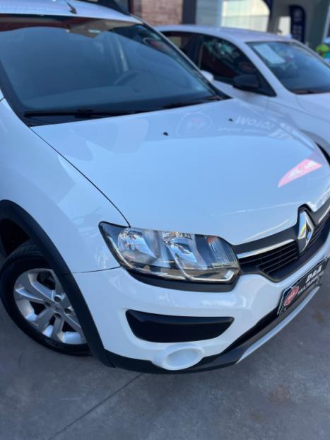 RENAULT Sandero 1.6 16V 4P FLEX STEPWAY AUTOMTICO, Foto 2
