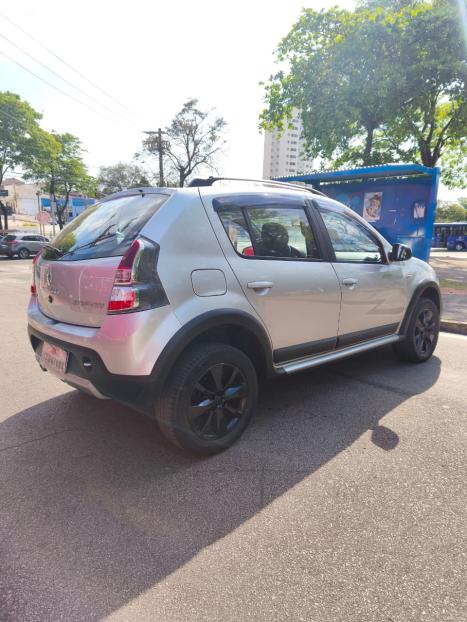 RENAULT Sandero 1.6 16V 4P FLEX STEPWAY, Foto 2