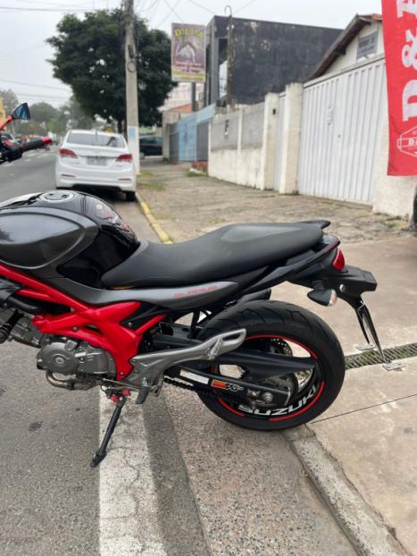 SUZUKI Gladius 650 , Foto 8