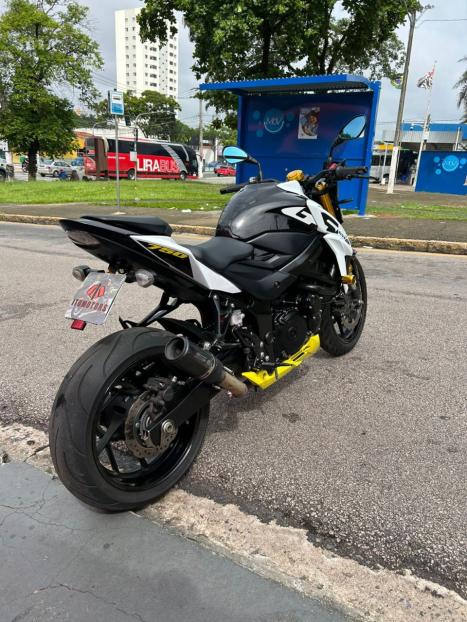 SUZUKI GSX-S 750 ABS, Foto 2