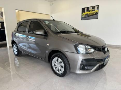 TOYOTA Etios Hatch 1.3 16V 4P FLEX X, Foto 1
