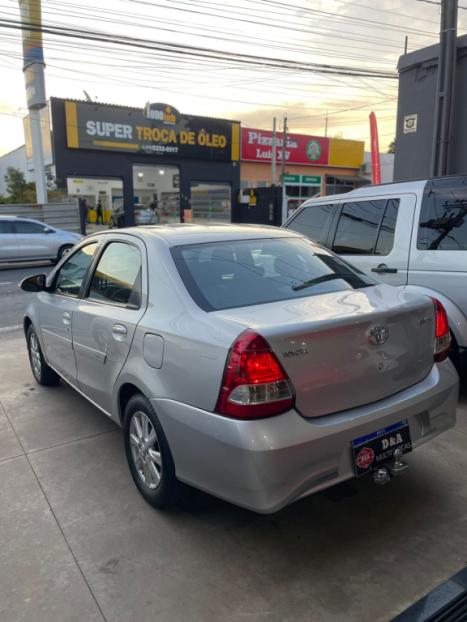 TOYOTA Etios Sedan 1.5 16V 4P FLEX X PLUS, Foto 6