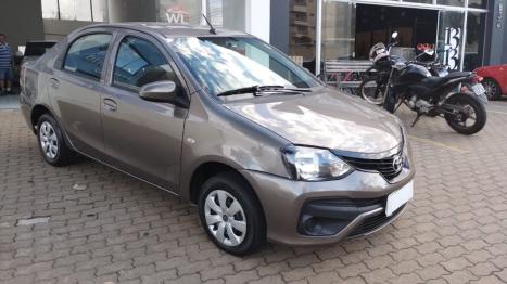 TOYOTA Etios Sedan 1.5 16V 4P FLEX X, Foto 2