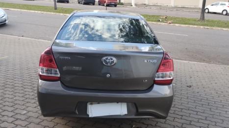 TOYOTA Etios Sedan 1.5 16V 4P FLEX X, Foto 4