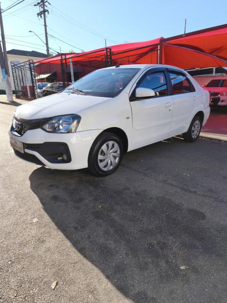 TOYOTA Etios Sedan 1.5 16V 4P FLEX X, Foto 3