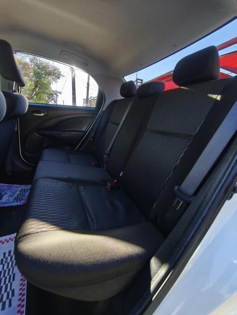 TOYOTA Etios Sedan 1.5 16V 4P FLEX X, Foto 10