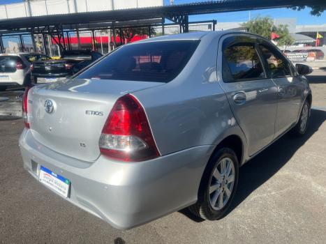 TOYOTA Etios Sedan 1.5 16V 4P FLEX X PLUS AUTOMTICO, Foto 8