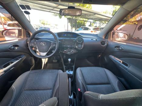 TOYOTA Etios Sedan 1.5 16V 4P FLEX X PLUS AUTOMTICO, Foto 9