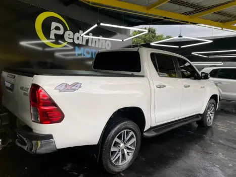 TOYOTA Hilux Caminhonete 2.8 16V 4P SRX DIESEL CABINE DUPLA, Foto 6