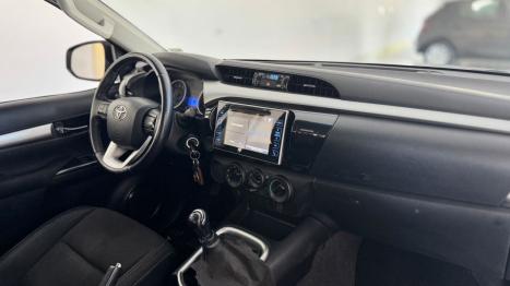 TOYOTA Hilux Caminhonete 2.7 16V 4P SR FLEX CABINE DUPLA, Foto 6