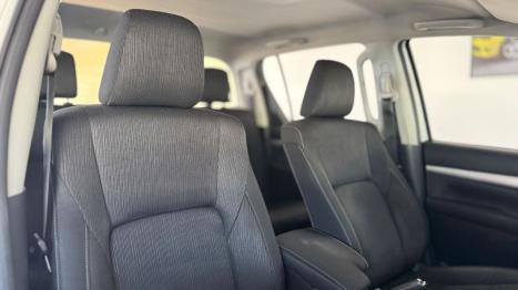 TOYOTA Hilux Caminhonete 2.7 16V 4P SR FLEX CABINE DUPLA, Foto 7