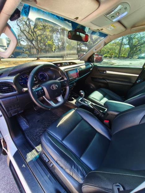 TOYOTA Hilux Caminhonete 2.8 16V SRX 4X4 DIESEL CABINE DUPLA AUTOMTICO, Foto 9
