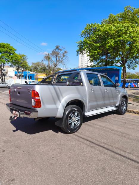 TOYOTA Hilux Caminhonete 2.7 16V 4P SRV FLEX CABINE DUPLA AUTOMTICO, Foto 2