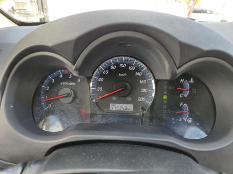 TOYOTA Hilux SW4 3.0 16V 4P SRV 4X4 7 LUGARES TURBO DIESEL AUTOMTICO, Foto 6