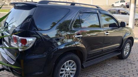 TOYOTA Hilux SW4 3.0 16V 4P SRV 4X4 7 LUGARES TURBO DIESEL AUTOMTICO, Foto 5